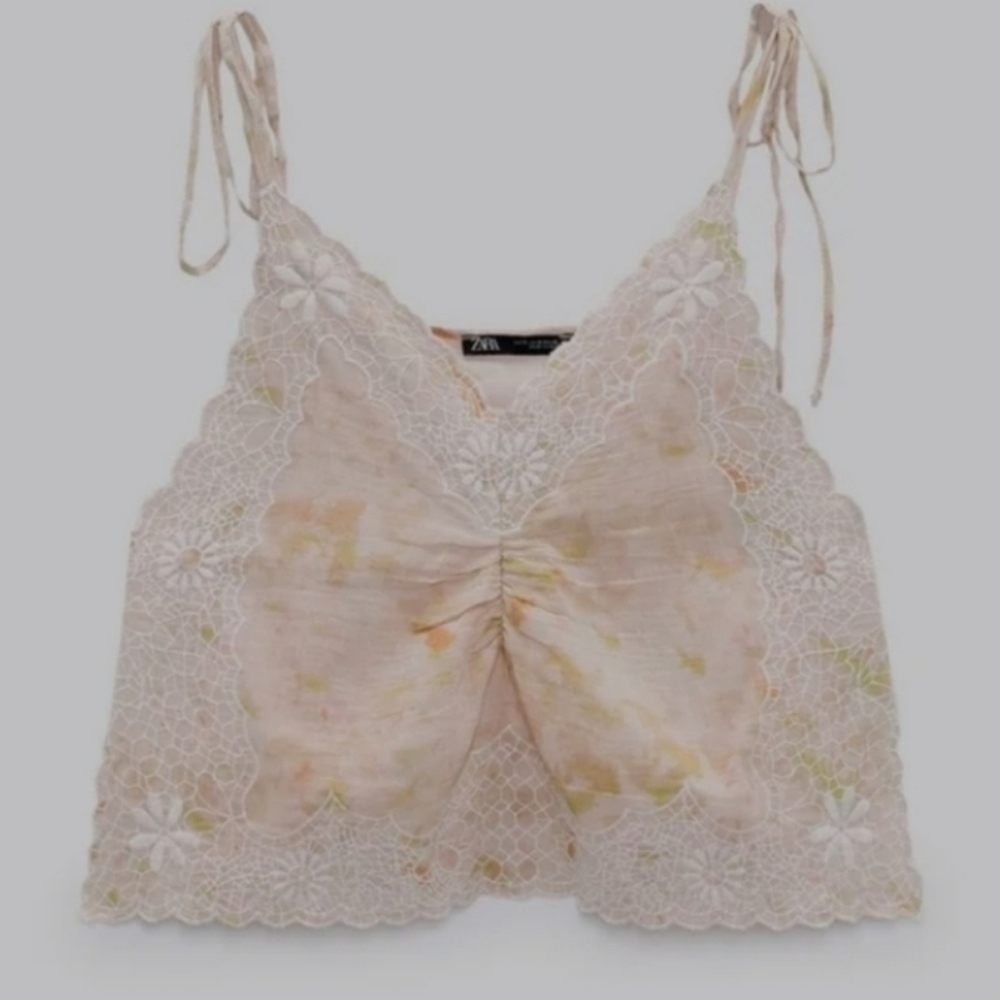 NWT Embroidered Tank - Picture 8 of 8